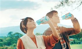 全新「黑松FIN乳酸菌補給飲料」更搶先添加日本好侍食品集團(ハウス食品グループ)L-137植物乳酸菌。（圖／廠商提供）