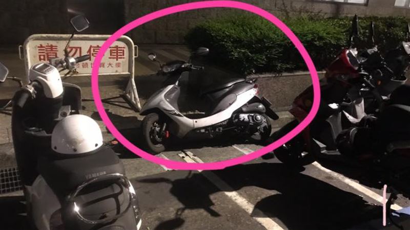 正妹車被移怒發文　網見經典神車歪樓