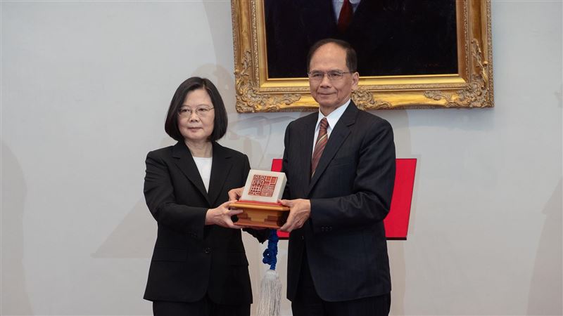 英德520／就職才亮相　三國璽揭密