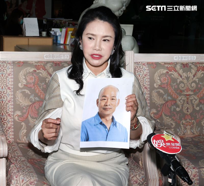 命理師廖美然三立新聞網專訪。（記者邱榮吉/攝影）