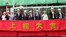 高雄加工區智造基地今上樑，瑞儀等4大企業簽署MOU（圖／經濟部）