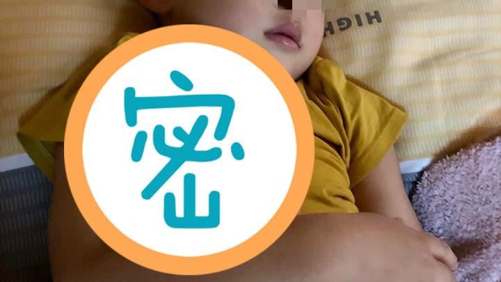 男童睡覺抱這隻　特殊癖好曝光網嚇傻