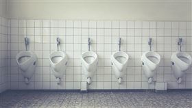 經濟部水利署20日新增「沖水小便器」金級省水標章，預估每年將可節省水量約100萬噸。（圖取自Pixabay圖庫）