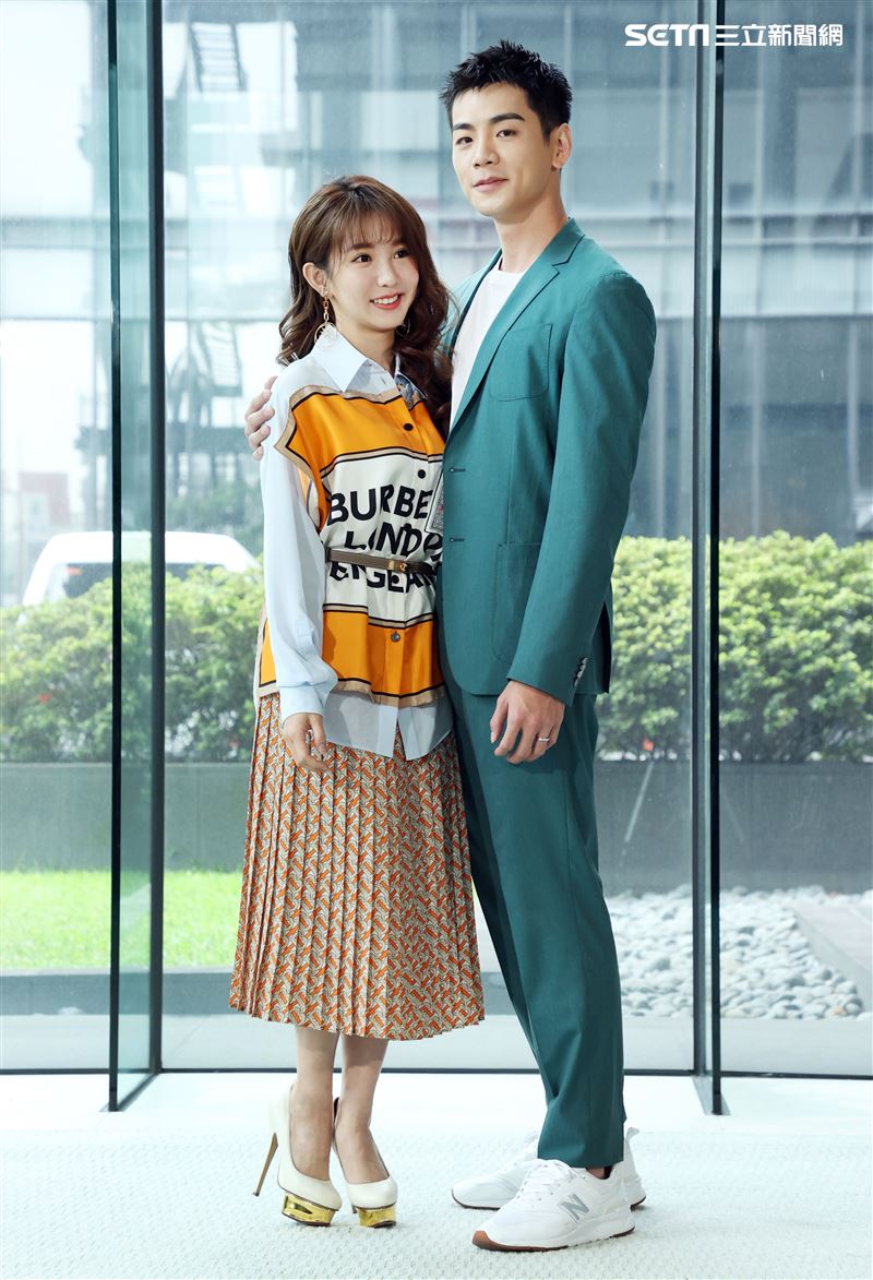 郭書瑤、禾浩辰出席「未來媽媽」卡司發布記者會。（記者邱榮吉/攝影）