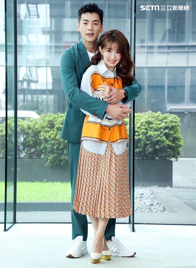 郭書瑤、禾浩辰出席「未來媽媽」卡司發布記者會。（記者邱榮吉/攝影）