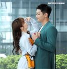 郭書瑤、禾浩辰出席「未來媽媽」卡司發布記者會。（記者邱榮吉/攝影）