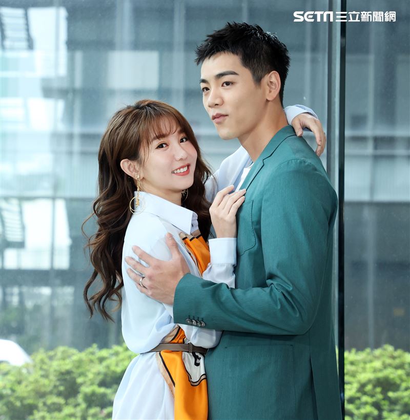 郭書瑤、禾浩辰出席「未來媽媽」卡司發布記者會。（記者邱榮吉/攝影）