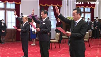 漏網鏡頭／蘇嘉全才念2字　下一秒…