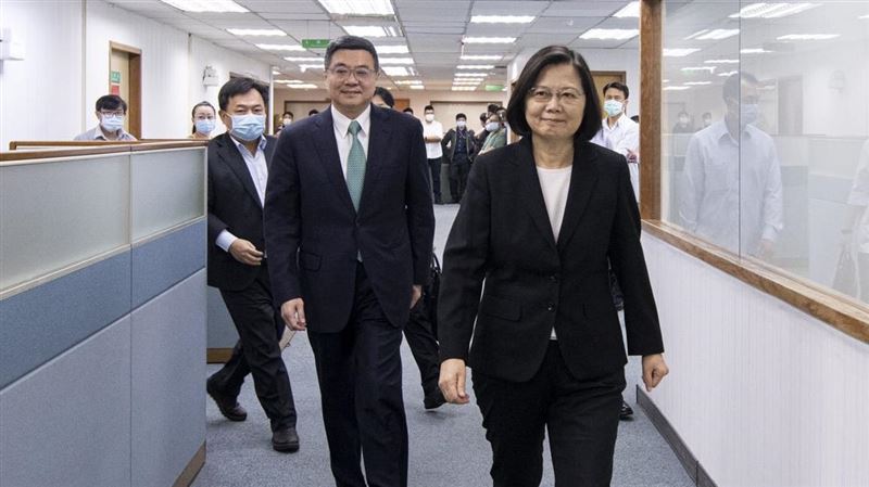 獨／小英重掌民進黨　社群變革敲戰鼓