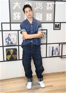 薛仕凌三立新聞網專訪。（記者邱榮吉/攝影）