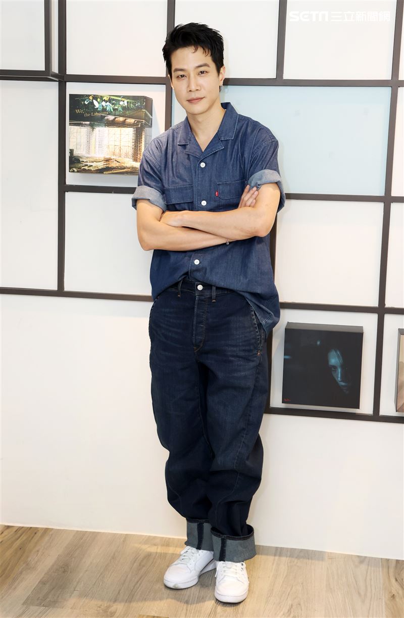 薛仕凌三立新聞網專訪。（記者邱榮吉/攝影）