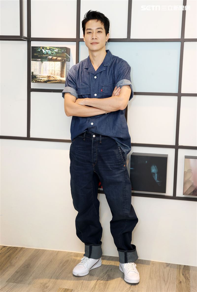 薛仕凌三立新聞網專訪。（記者邱榮吉/攝影）