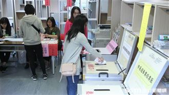 最快明年過關　投票年齡擬下修18歲