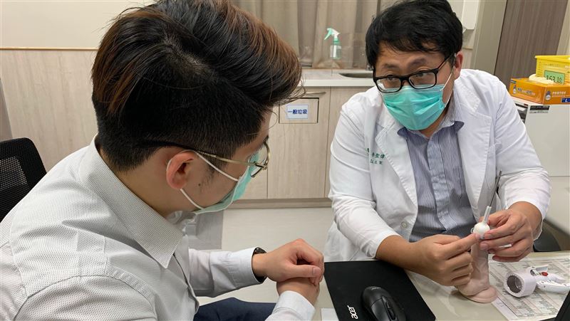 包皮這樣割　十分鐘「小弟弟」出頭天