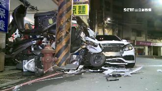 攜毒帶槍心虛落跑　最後失控撞10車