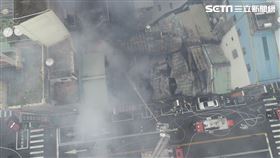 台中中華路夜市火警／翻攝畫面