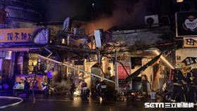 台中中華路夜市火警／翻攝畫面