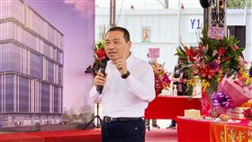 侯友宜出席華固建設新莊廠辦案動土新北市長侯友宜21日上午前往新莊區，參加新北招商一條龍第25案「華固建設新莊廠辦案」動土典禮，並接受媒體聯訪。中央社記者葉臻攝　109年5月21日