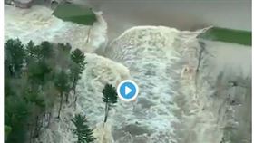 美國密西根州20日兩座水壩潰決，淹沒密州中部城鎮米德蘭部分地區，上萬居民撤離。(twitter)