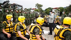 國防部長嚴德發視導中部地區駐軍，關心部隊災防整備及戰演訓任務執行現況,國防部提供