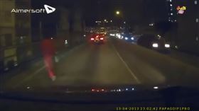 紅衣女鬼,香港,九龍區,加士居道,高架橋,影子(圖／翻攝畫面)
