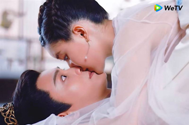 挑戰18種姿勢　他愛女上男下超煽情