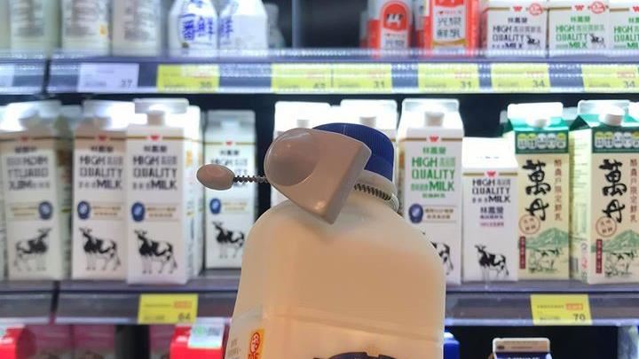 全聯這款牛奶被上鎖　網揭暗黑原因