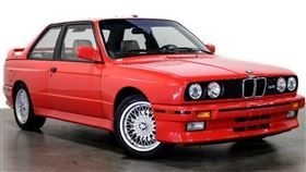 ▲保羅．沃克收藏的BMW E30 M3。（圖／翻攝Reserve Auto Group網站）