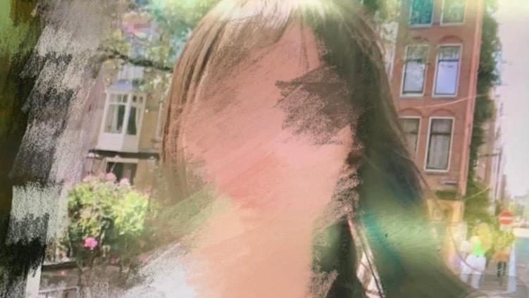 純情女友是援交妹　他怒：說我是初戀