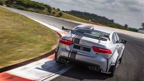 ▲Jaguar Land Rover SVO特製車。（圖／翻攝Jaguar Land Rover提供）