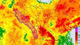 高雄、屏東超大豪雨特報「紫色警戒」（圖／翻攝自中央氣象局）