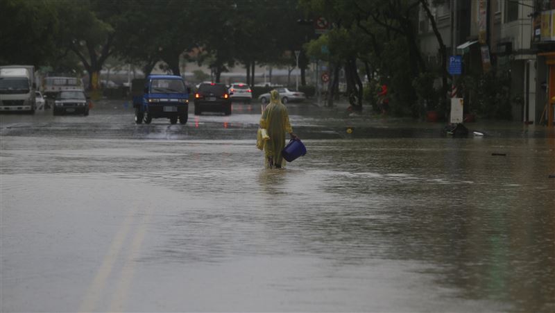 國稅局：豪雨災損30天內申請可抵稅