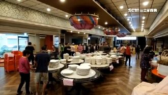 度小月關門全店拍賣　婆媽瘋搶購碗盤