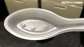 免洗湯匙、餐具。（圖／資料照）