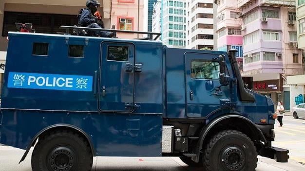 新／香港衝突升溫　銳武裝甲車現街頭