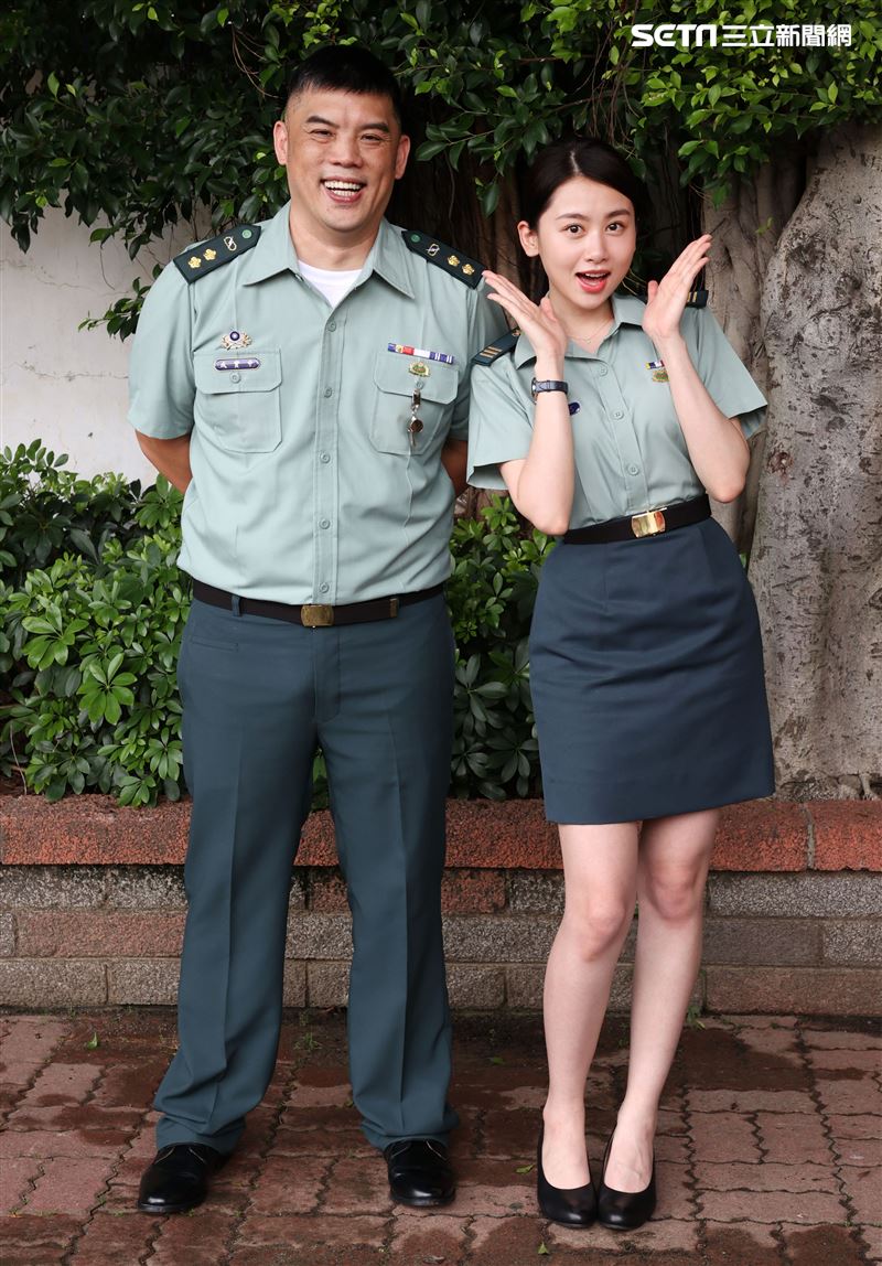 校園網劇「教官怎麼辦」演員金寶三、詠兒。（記者邱榮吉/攝影）