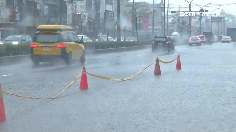 豪雨狂襲　高雄市3區「淹水警戒」