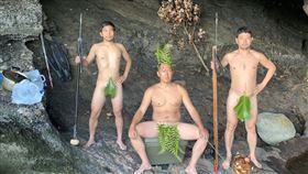 再現黃金傳說？3男終極隔離…「無人島」野外求生1個月（圖／翻攝自@ken_osak推特）