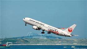 日航,飛機,座位,嬰兒。(圖/翻攝自JAPAN AIRLINES (JAL)臉書)