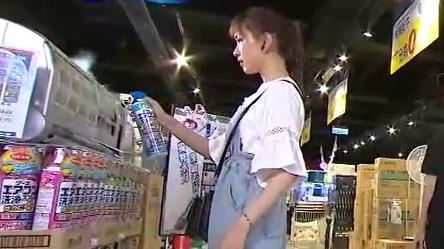 炮仔聲／家琇打理愛巢　親手洗冷氣