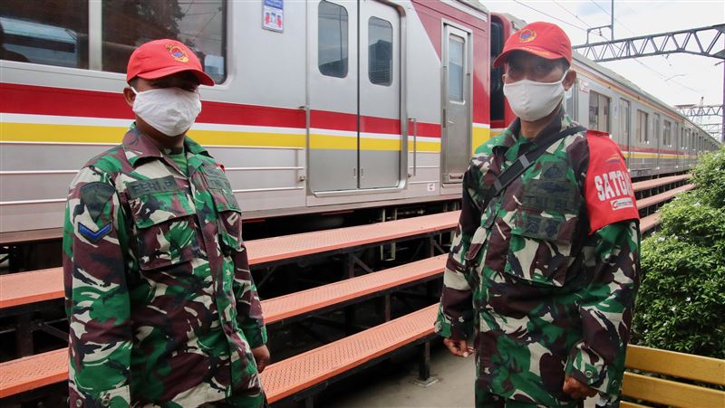 印尼動員數十萬軍警　為解封做準備