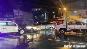 台中大甲警開槍追捕歹徒，嫌犯棄車逃逸／翻攝畫面