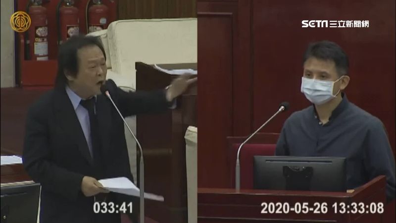 銷量差還續推？王世堅批口罩販賣機