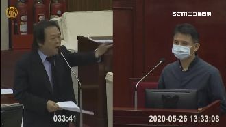 銷量差還續推？王世堅批口罩販賣機