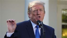 白宮經濟顧問柯德洛26日表示，美國總統川普（圖）為新冠病毒和其他事情對北京大為「憤怒」，美中貿易協議對他而言已不像從前那麼重要。（中央社檔案照片）