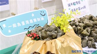 指揮中心有粽子 記者稱「業配中心」