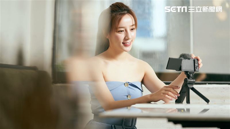 最強拍片神器Sony ZV-1登台