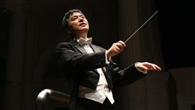 指揮水藍規劃音樂會　國台交向抗疫英雄致敬國立台灣交響樂團（NTSO）27日表示，首席客席指揮水藍將規劃2場音樂會，向抗疫英雄致敬，也宣告重回舞台。（國台交提供）中央社記者趙靜瑜傳真　109年5月27日