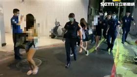 台北市萬華分局破獲2處鑽石大樓旁邊的應召站。（圖／翻攝畫面）