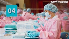 肺炎,疫情,長者,台南市龍崎區衛生所,防疫口罩包裝隊,高齡,國民健康署
圖／翻攝自國民健康署